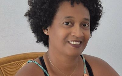 Rachat de crédits à La Réunion : Sandrine PANDIN, votre spécialiste locale